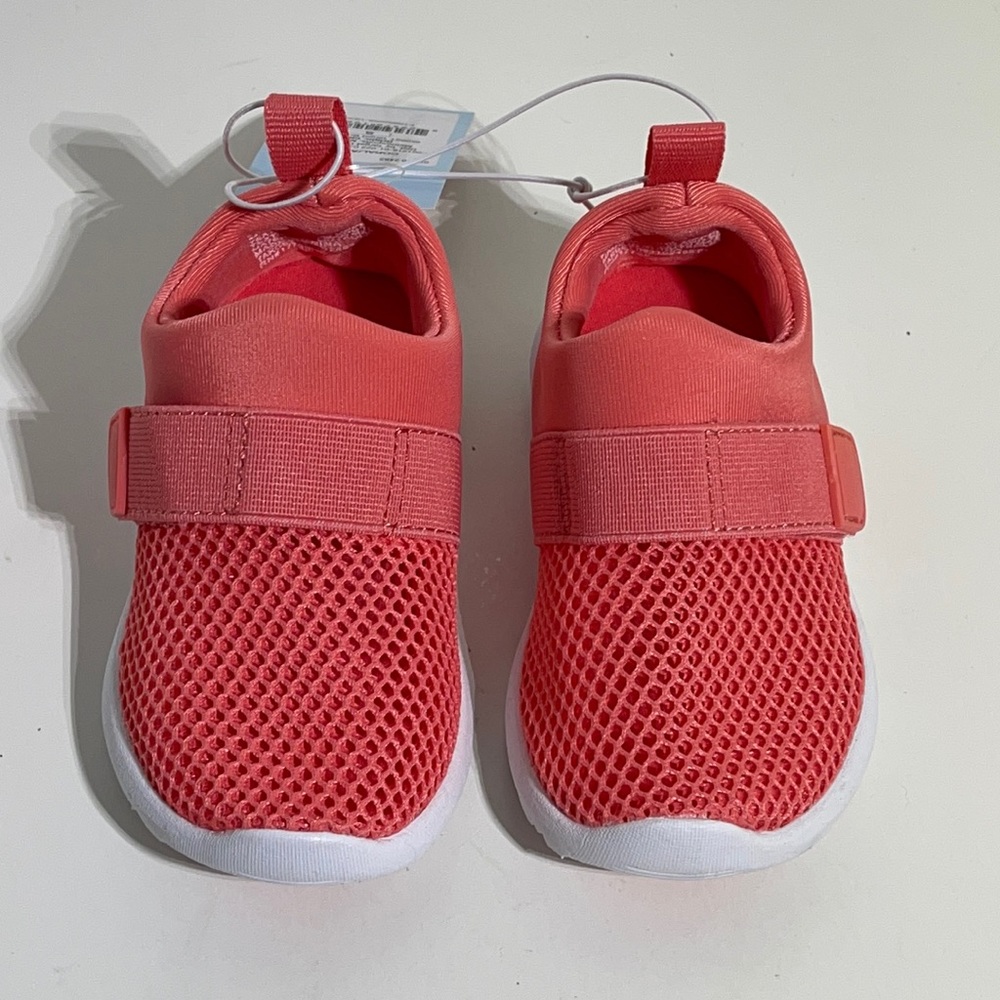 Toddler Girl’s Size 5 Slip On Water Shoes